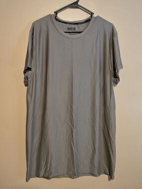 Duluth Trading Co Men’s Light Gray Short-Sleeve Performance Tee